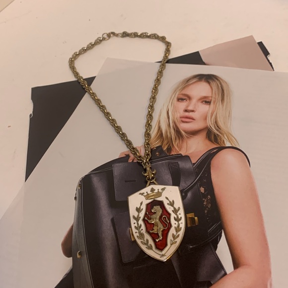 Lion crest shield fleur de lis vintage necklace - Picture 10 of 12